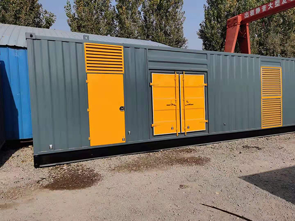 鹤岗300kw 柴油发电机组用多大的空气开关？