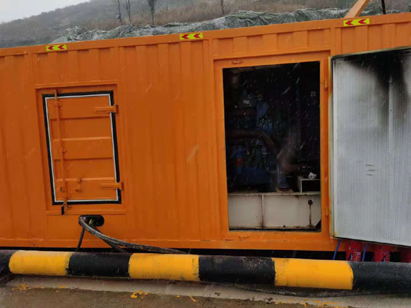 鹤岗发电机出租 柴油发电机组电压低报警怎么办？