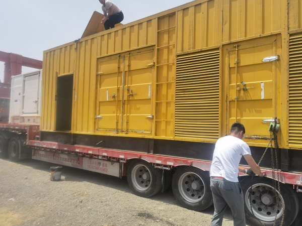 鹤岗发电机出租100KW发电机需要什么规格的电缆线？