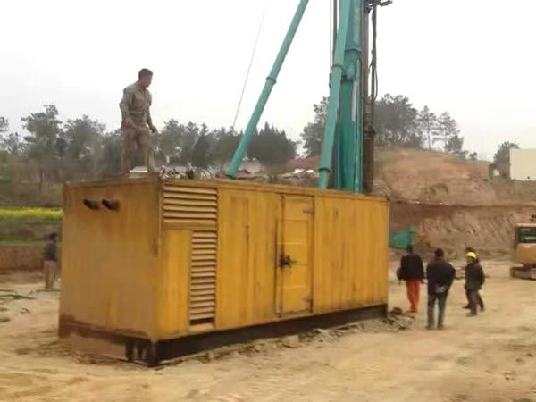 鹤岗如何判断水冷式机油散热器密封件是否需要更换?